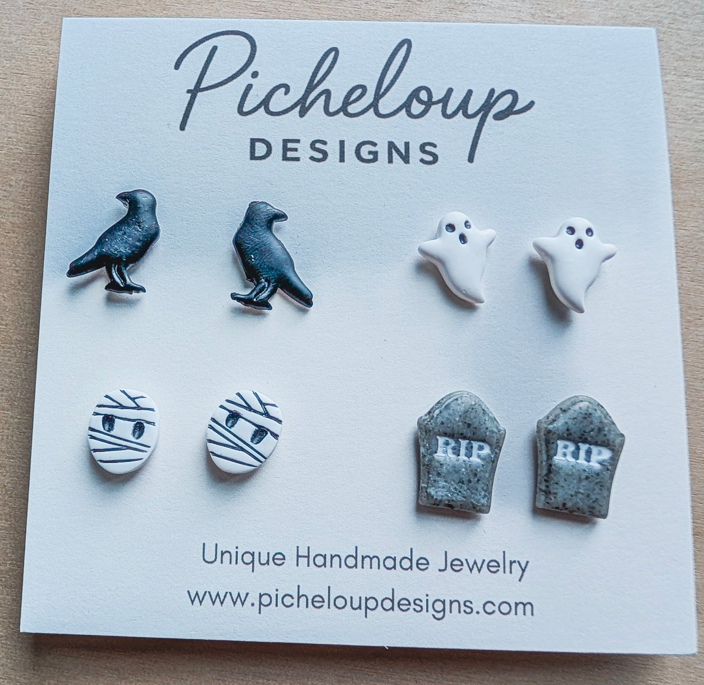 Haunted Night Stud Set
