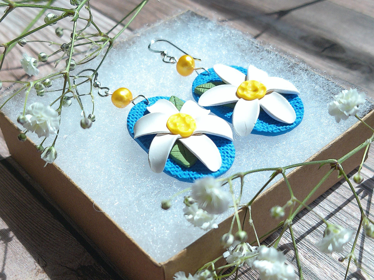 Wild Daisy Bloom Earrings – Blue Polymer Clay Floral Dangles with Freshwater Pearl & Sterling Silver Hooks