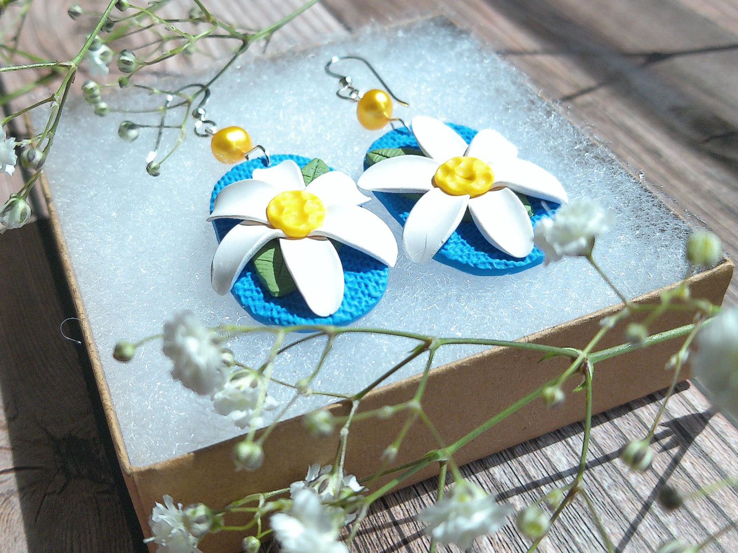 Wild Daisy Bloom Earrings – Blue Polymer Clay Floral Dangles with Freshwater Pearl & Sterling Silver Hooks